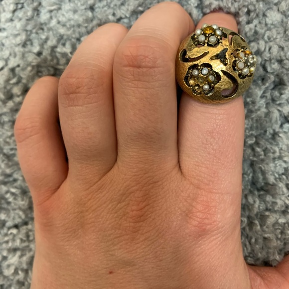 Assorted rings - Picture 8 of 8